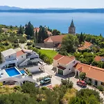 Awesome In * Podgora (Split-Dalmatia)