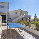 Semesterbostad Awesome In Podgora (Split-Dalmatia)